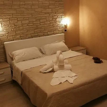 Apartment La Casetta In Centro Tropea