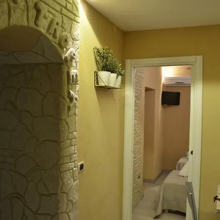 Apartment La Casetta In Centro Tropea
